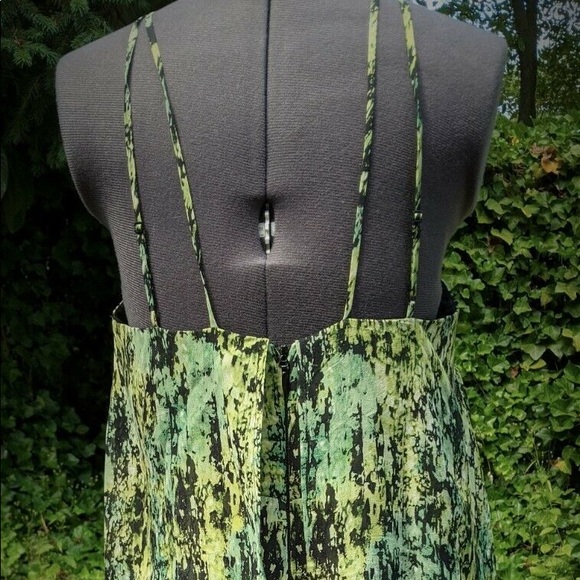 BCBG size XS dress in green and black. a line dress. Above the knee - Picture 4 of 8